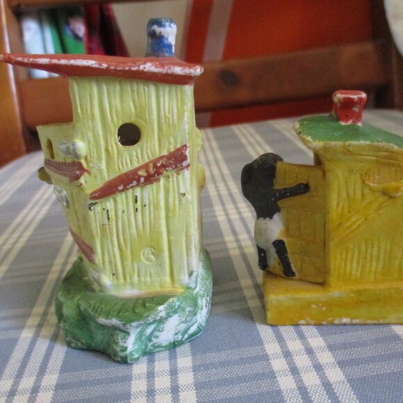 FINAL SALE! 2- Vtg. outhouse Black figurines ceramic, 1 is Made in Japan, (Next) - Picture 4 of 9